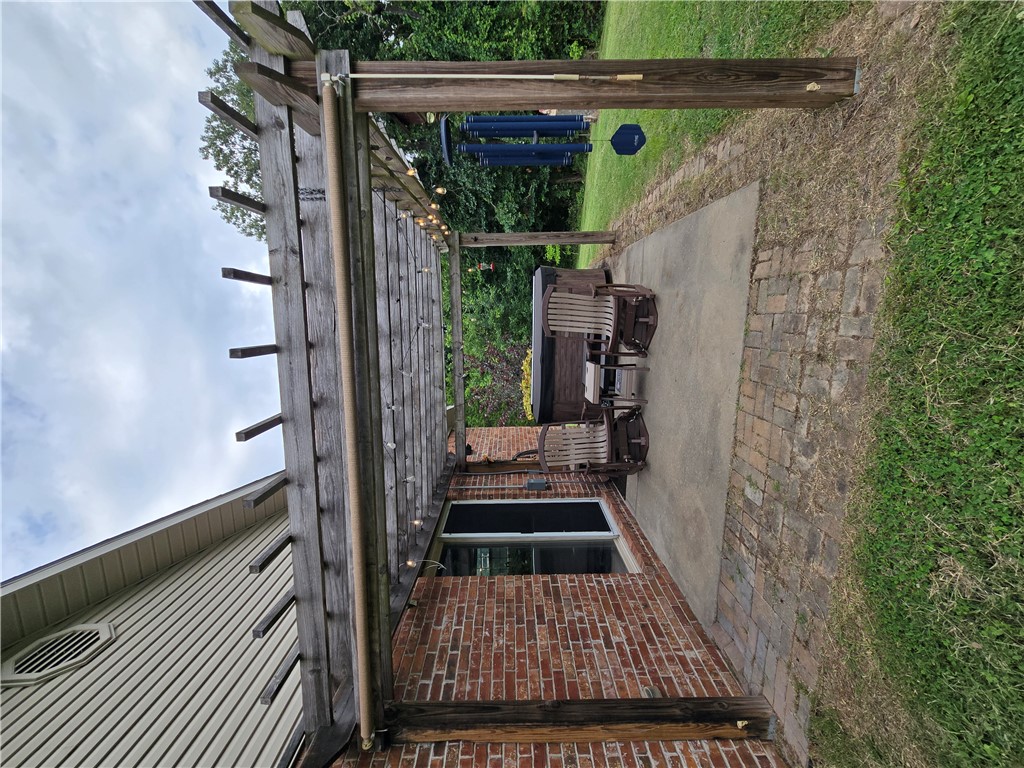 main property photo 7