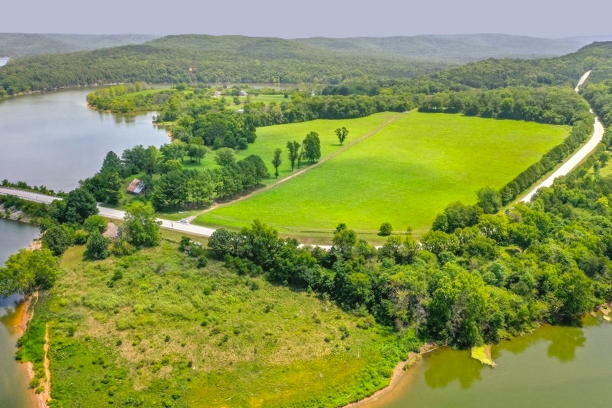 main property photo 9