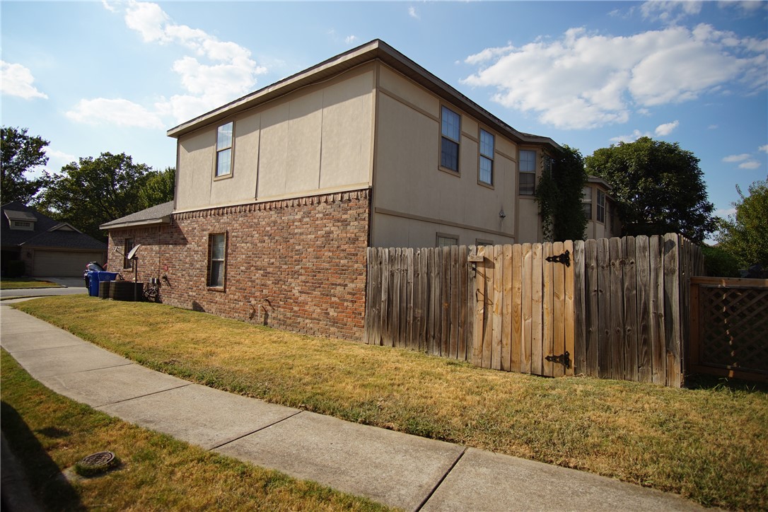 main property photo 15