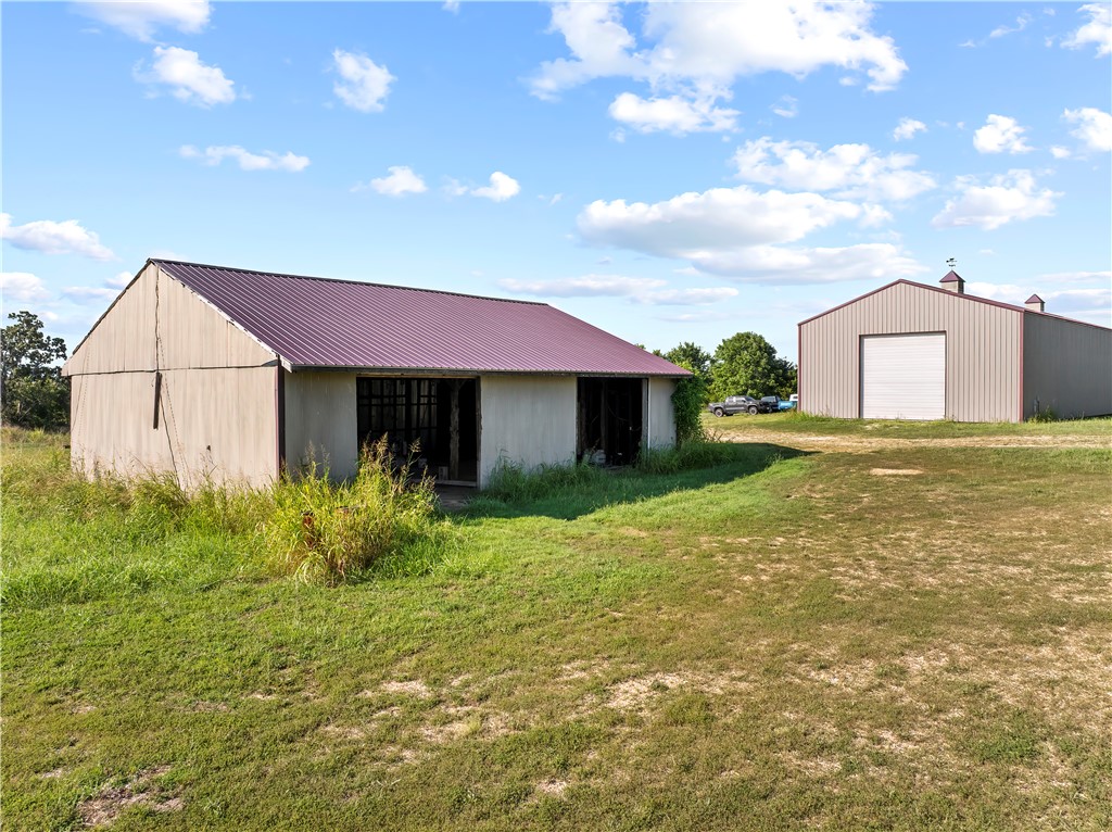 main property photo 34