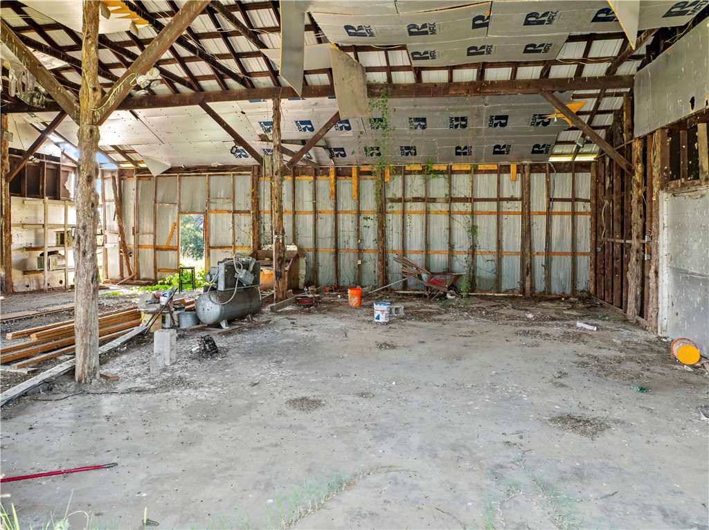 main property photo 35