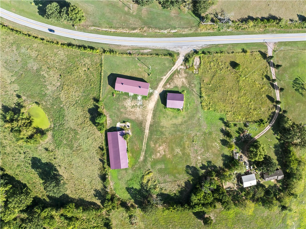main property photo 40