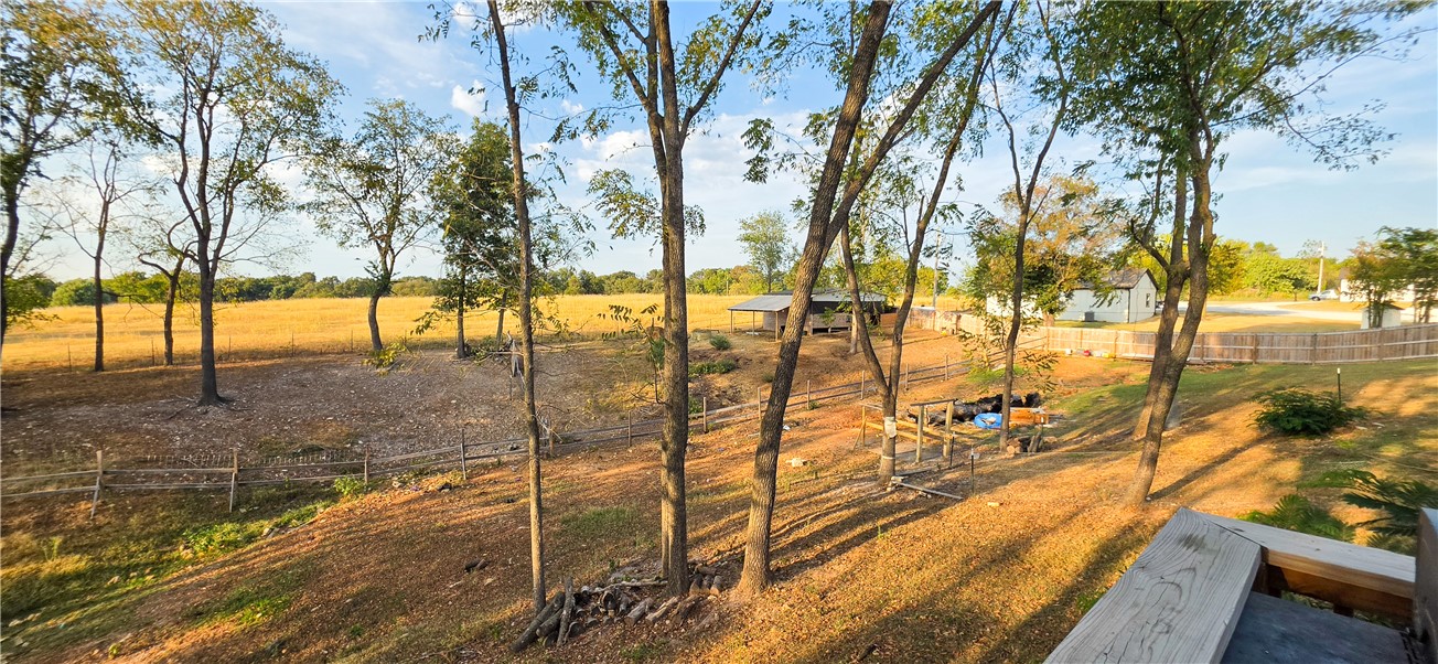 main property photo 11