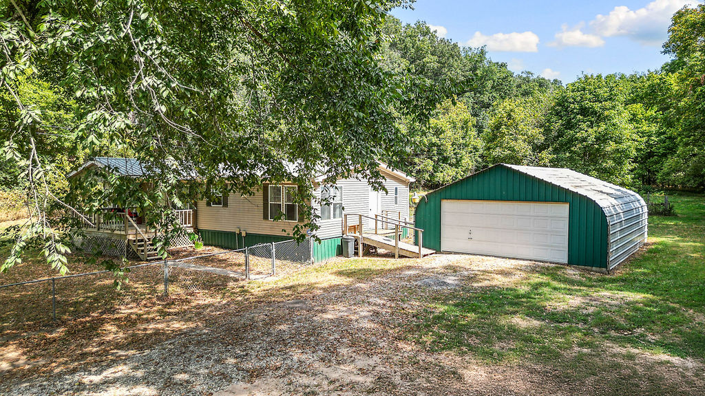 main property photo 44