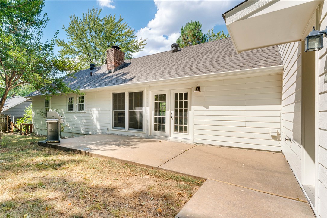 main property photo 31