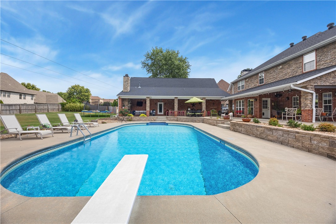 main property photo 46