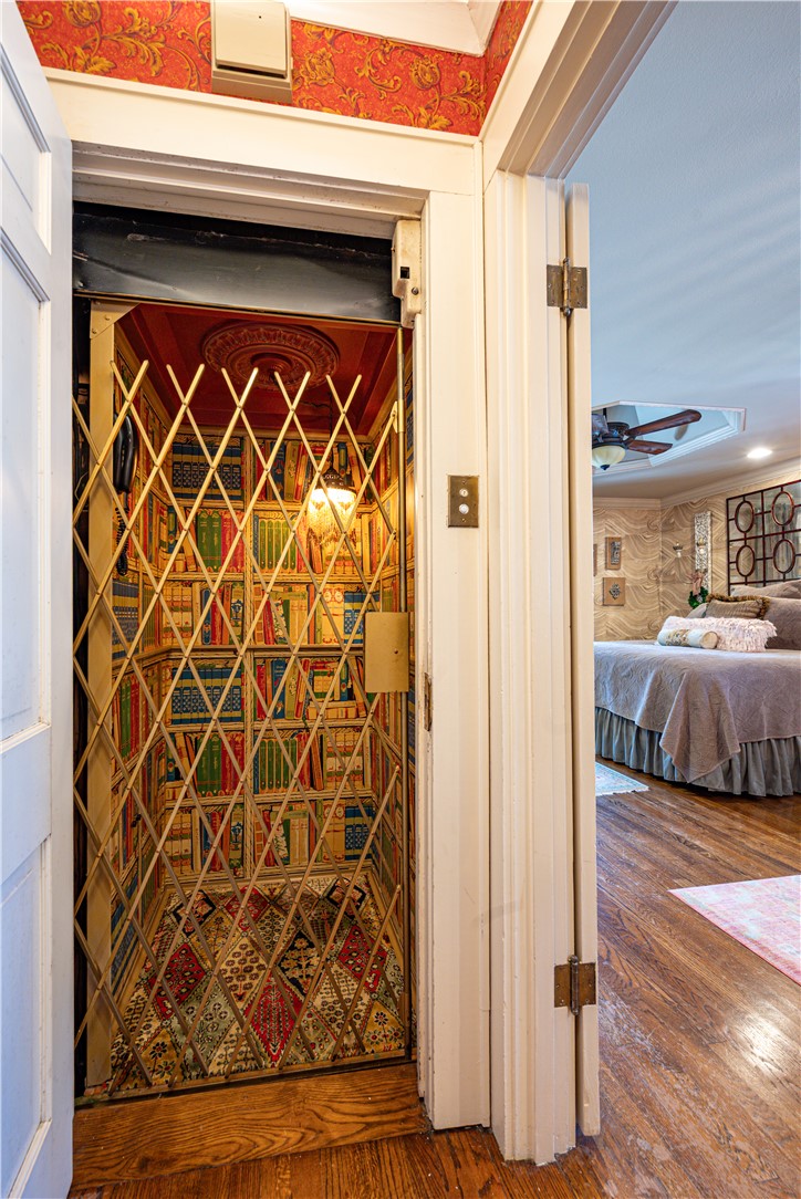 main property photo 29