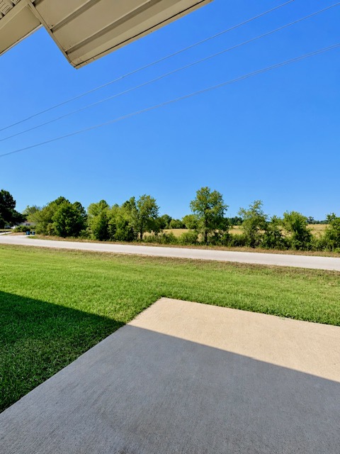 main property photo 17