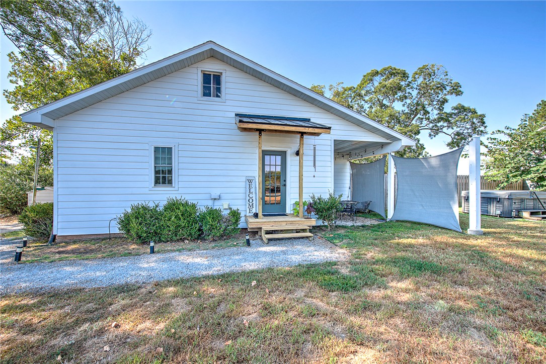 main property photo 5