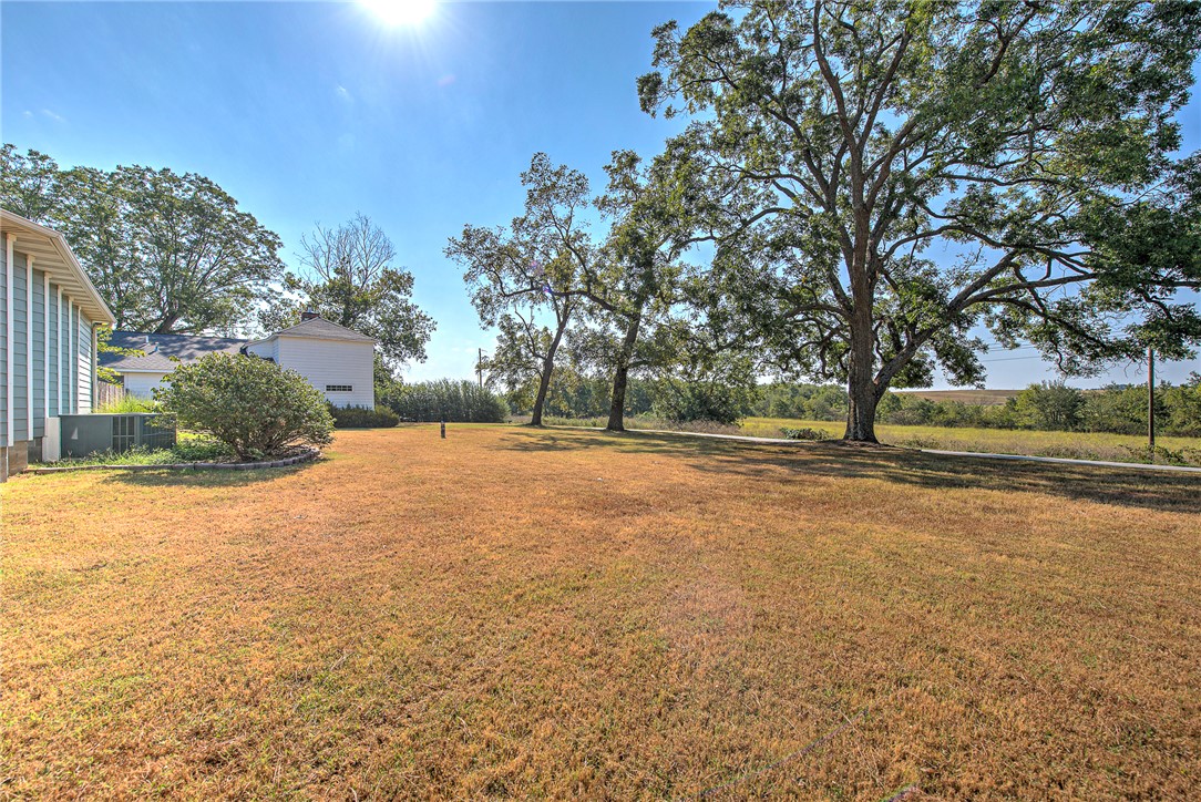 main property photo 51