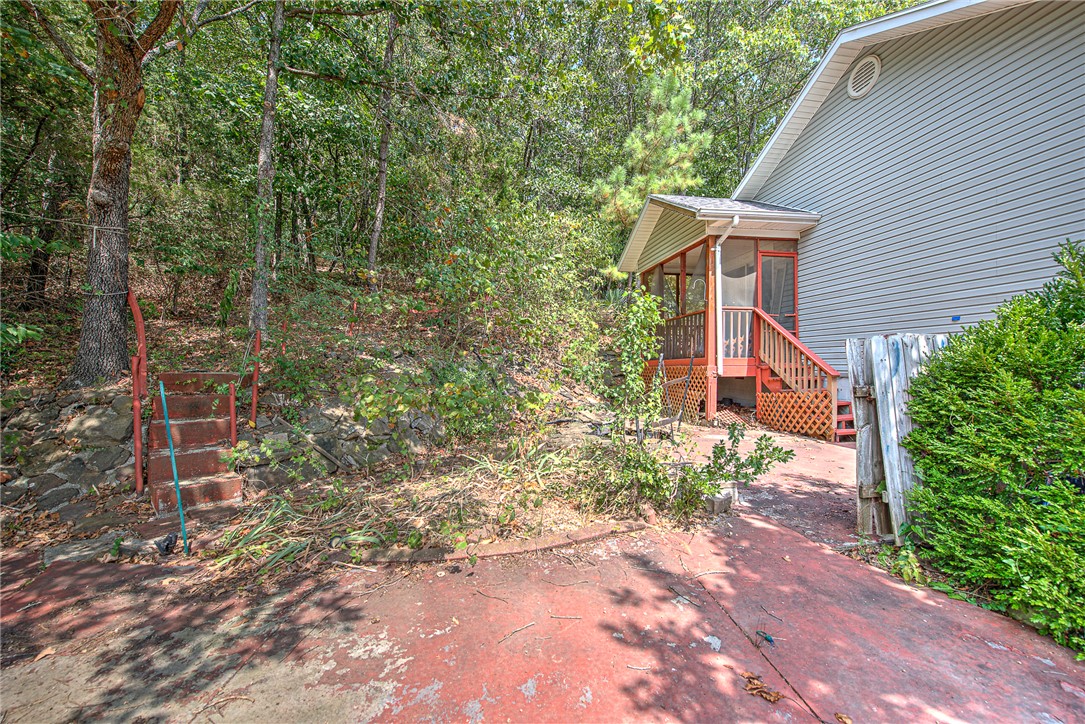 main property photo 27