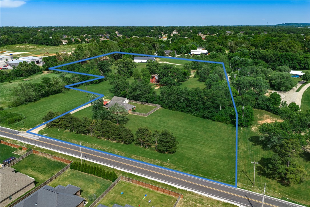 main property photo 4