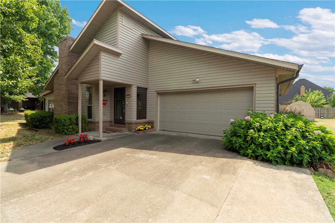 main property photo 3