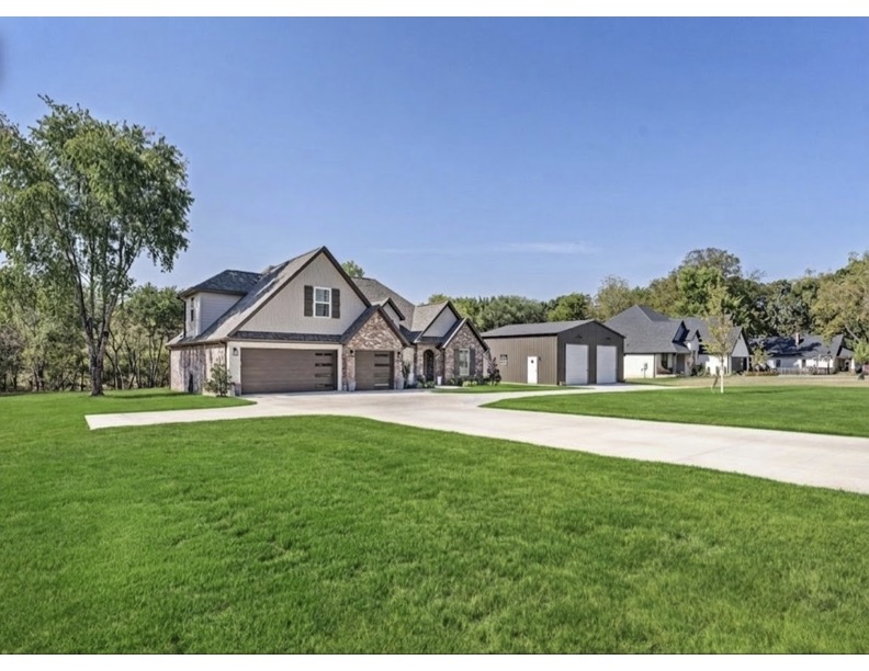 main property photo 2