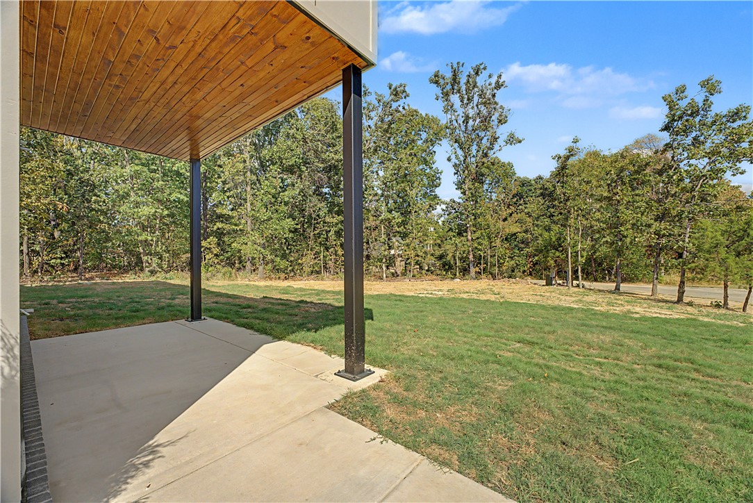 main property photo 34