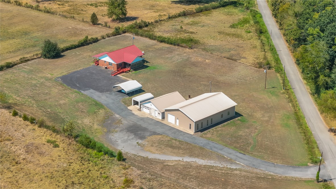 main property photo 50