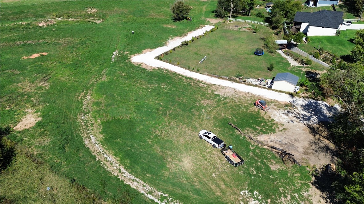 main property photo 18