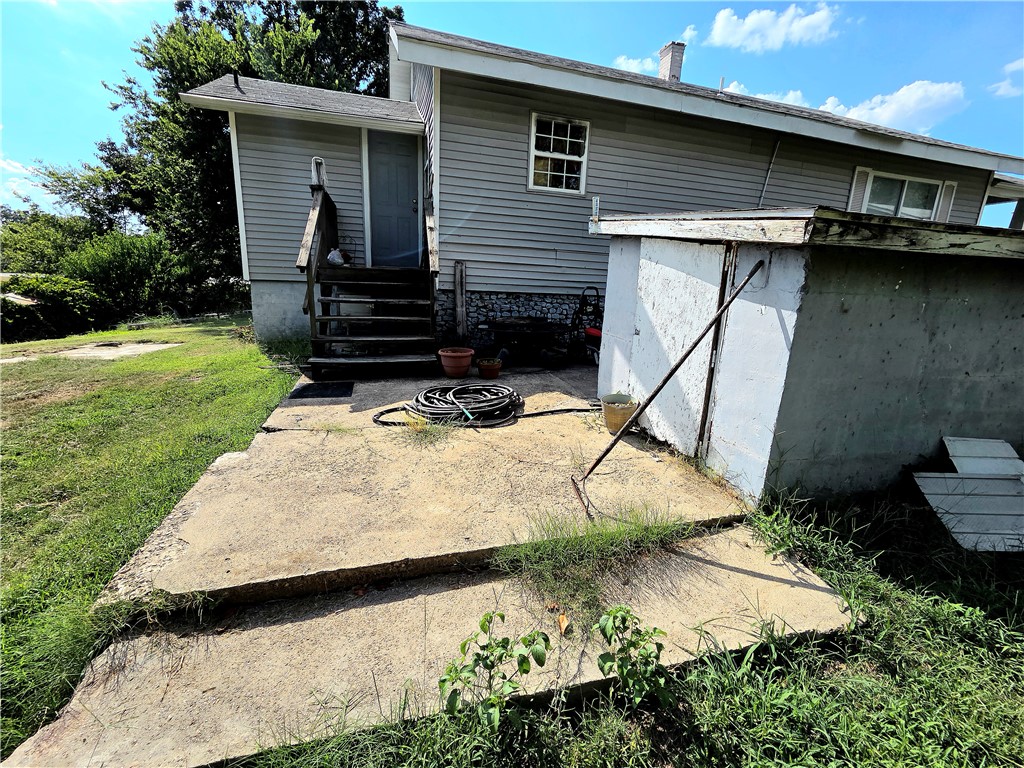 main property photo 17