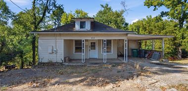 image of property with 3 Bed | 1 Bath | 1,512 Sqft