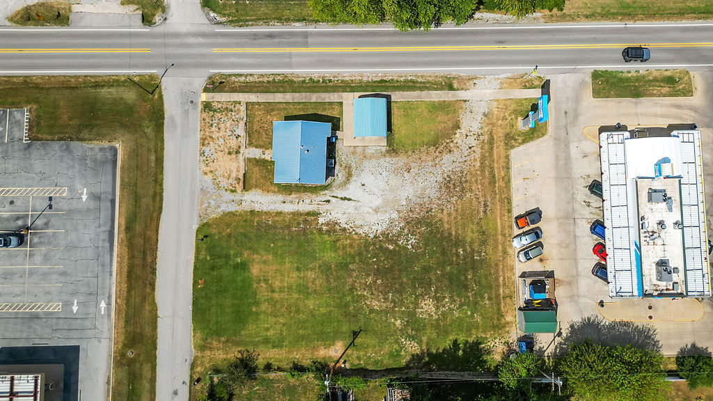main property photo 13