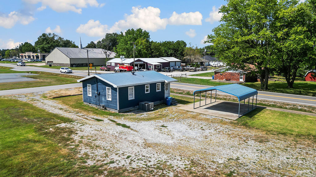 main property photo 18