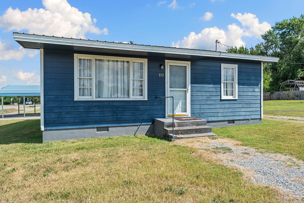 main property photo 24