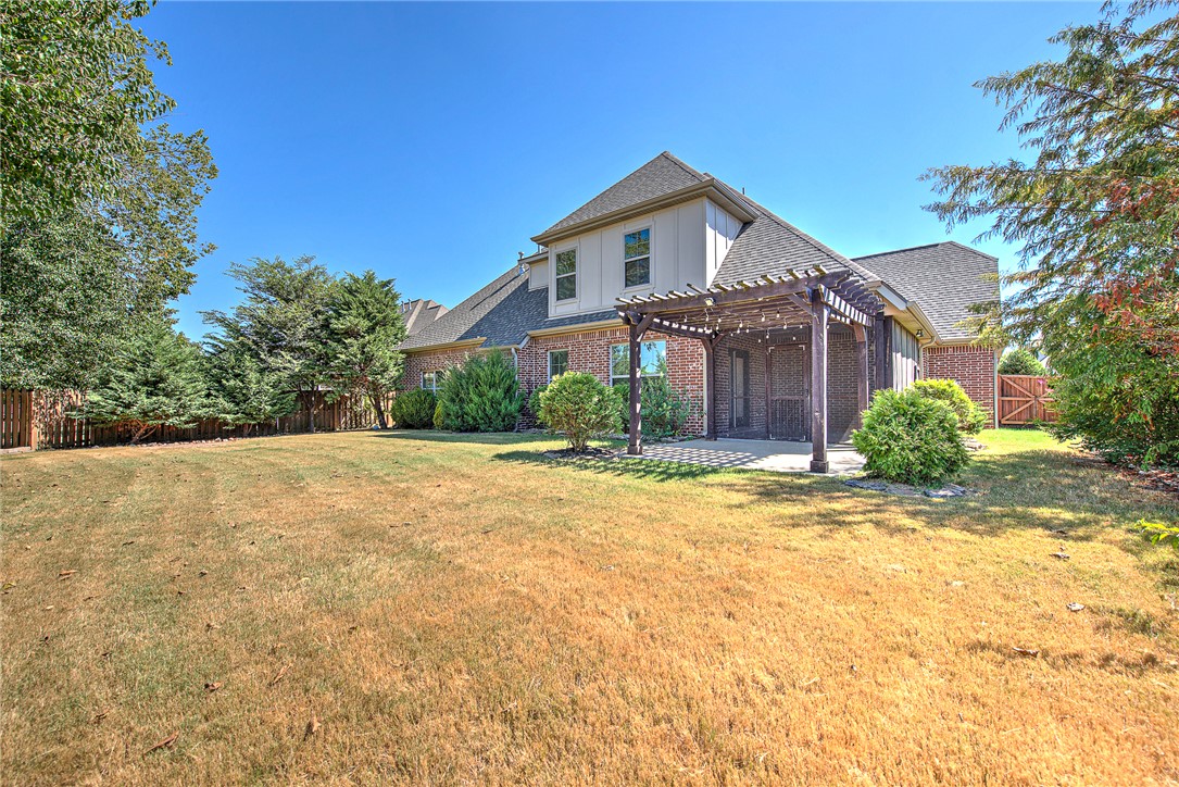 main property photo 33