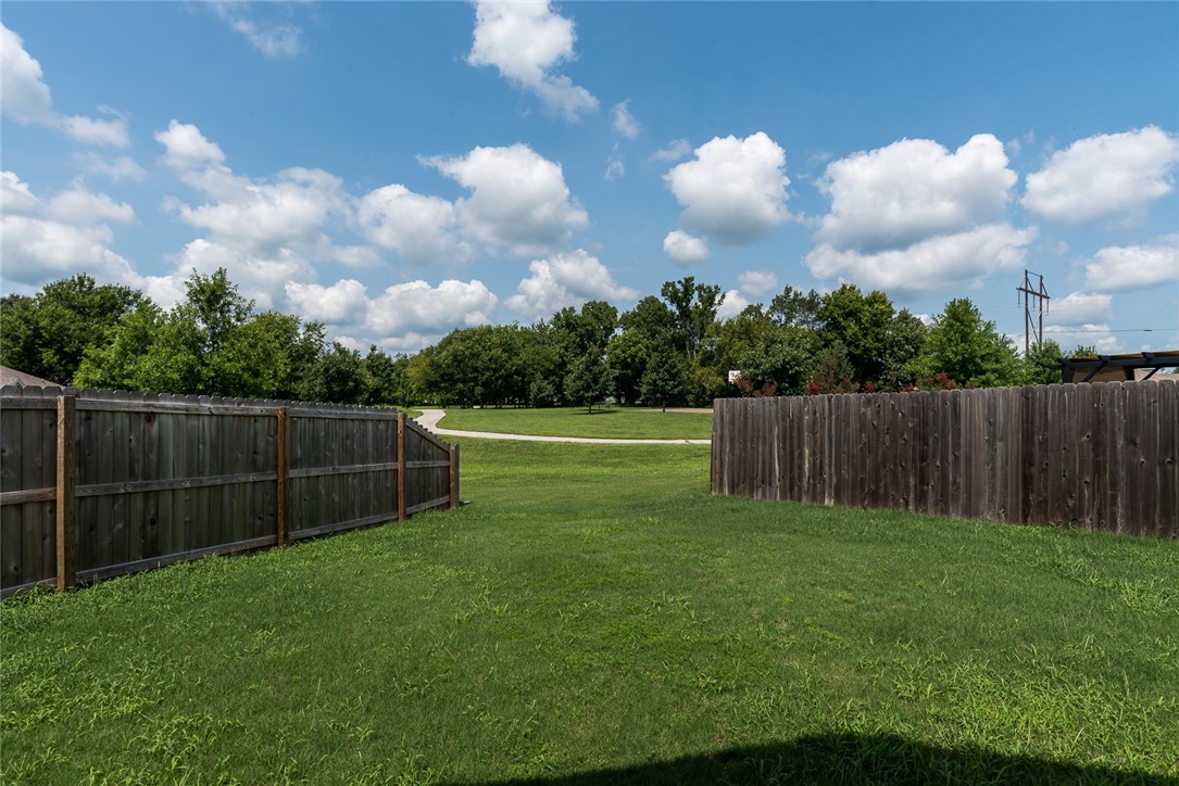 main property photo 12