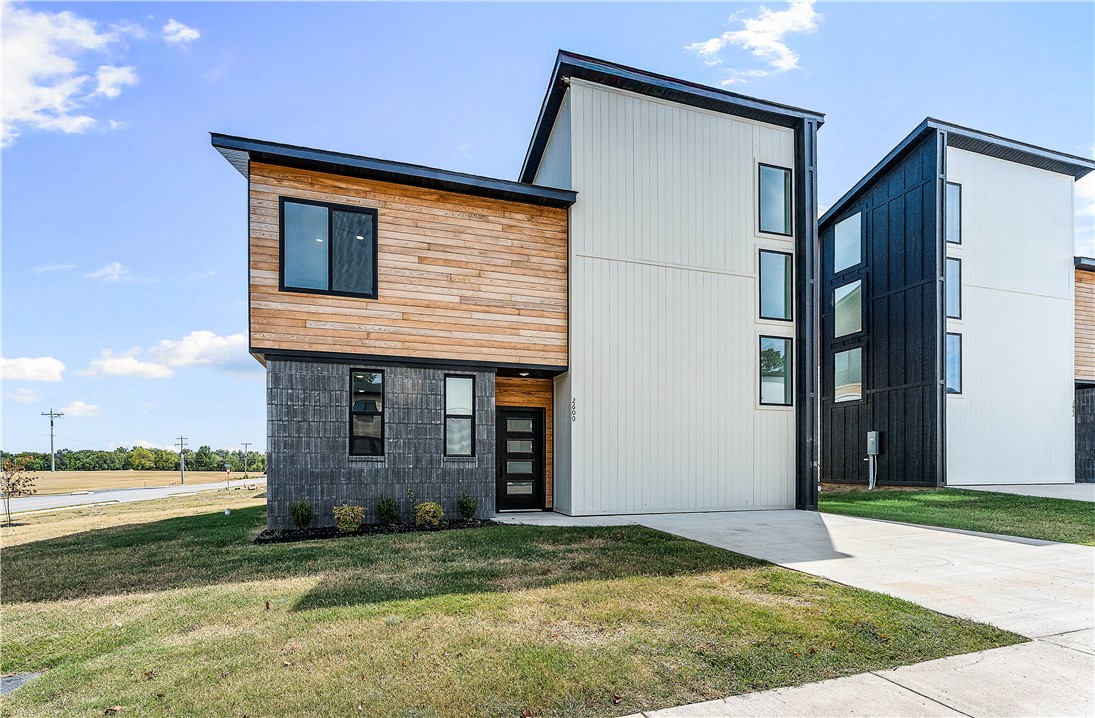 main property photo 59