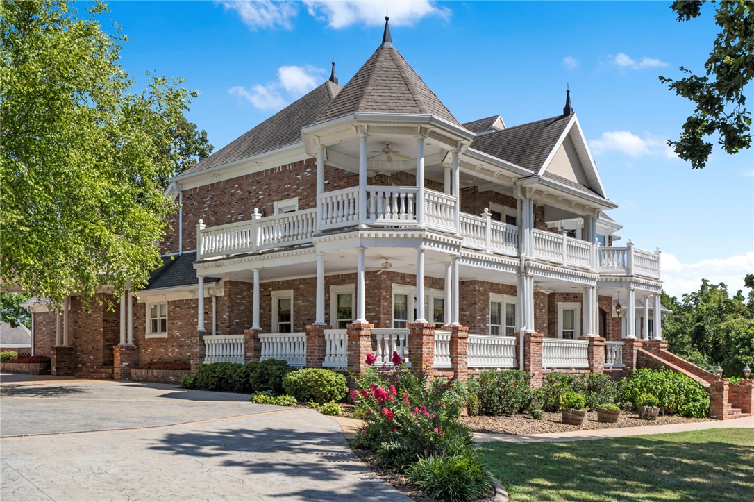 main property photo 0