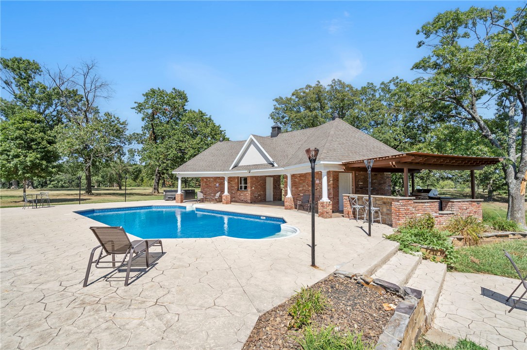 main property photo 51