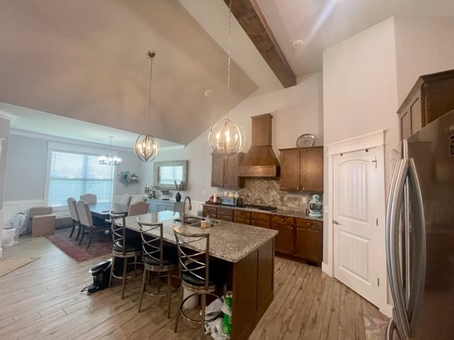 main property photo 7