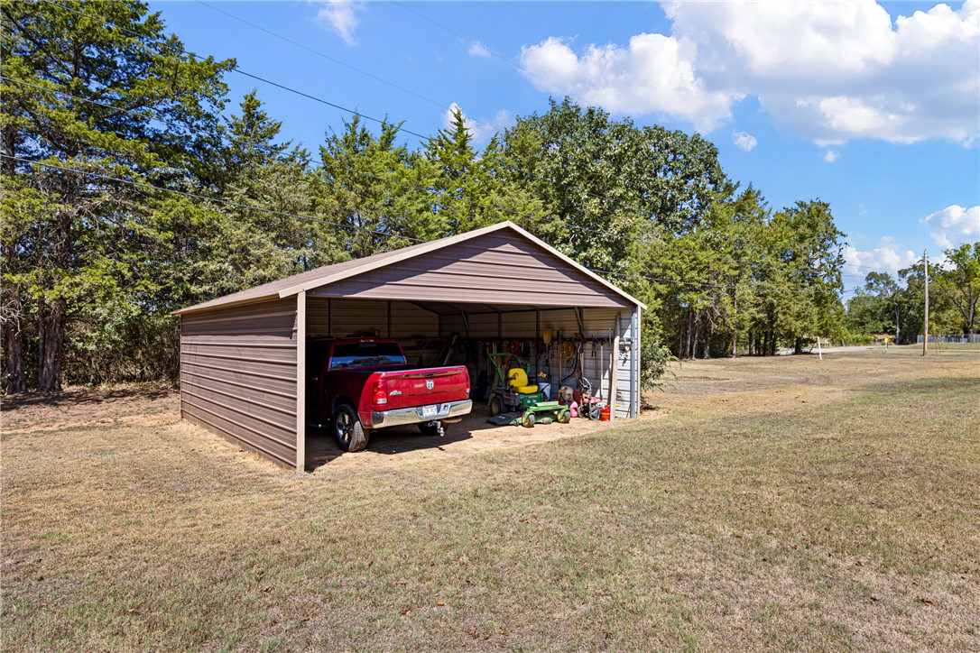 main property photo 38