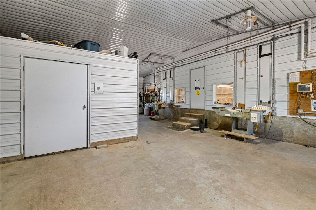 main property photo 37
