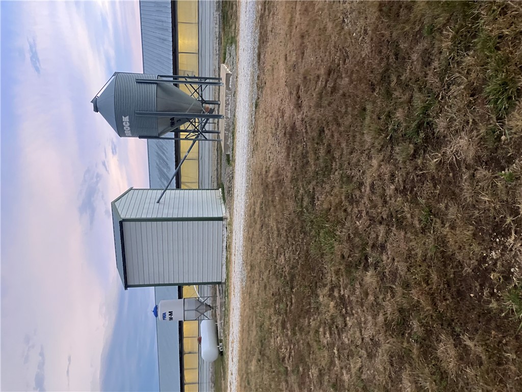 main property photo 14