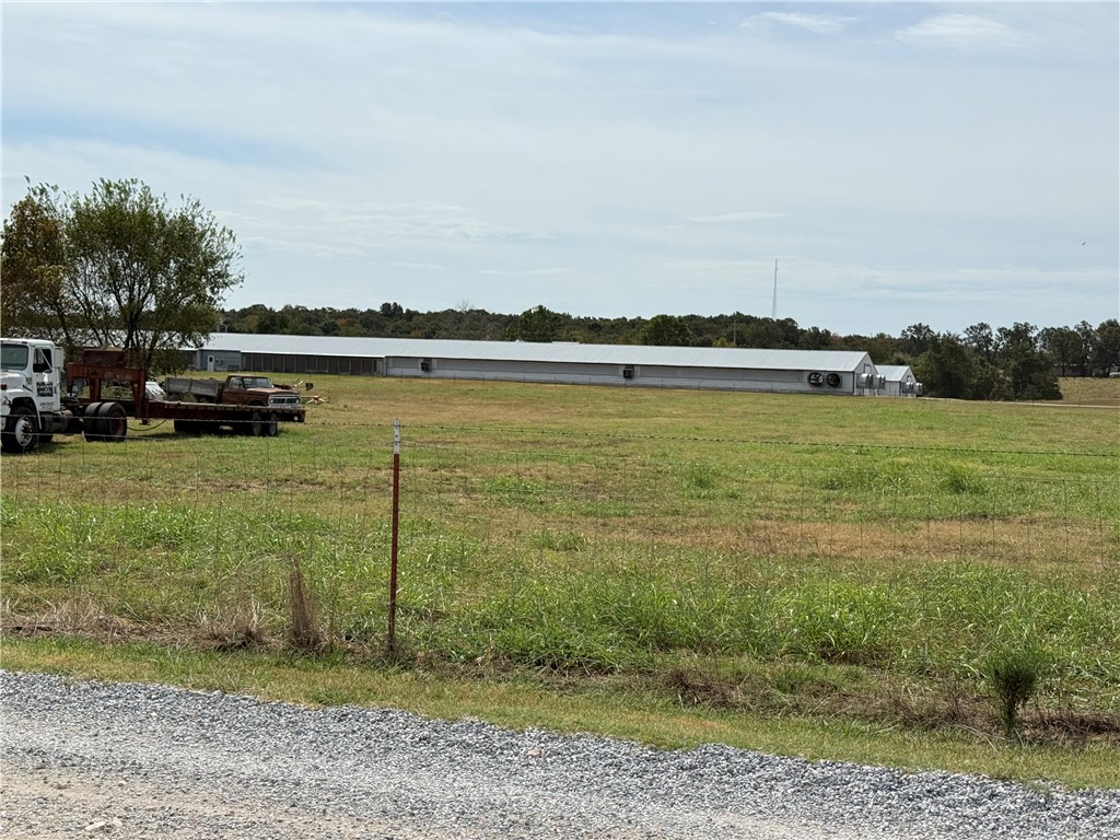 main property photo 18