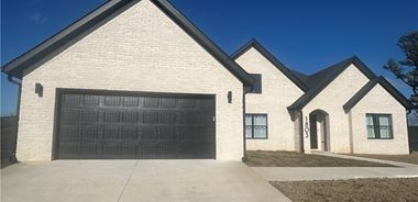 image of property with 3 Bed | 2 Bath | 1,965 Sqft