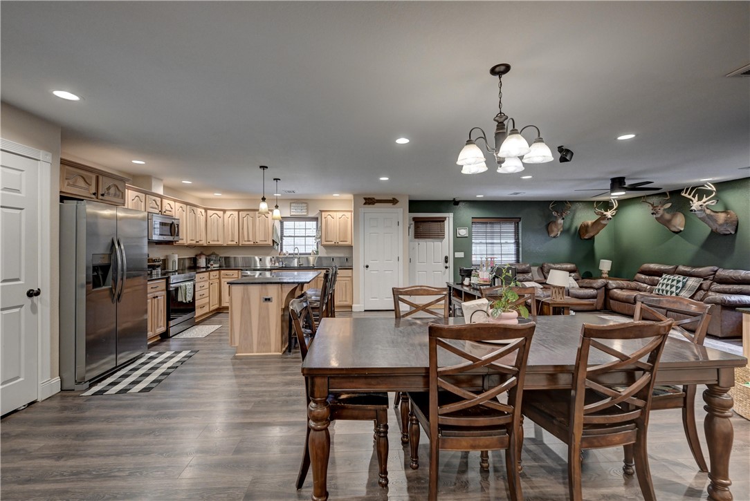 main property photo 12
