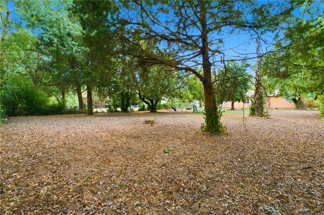 main property photo 36