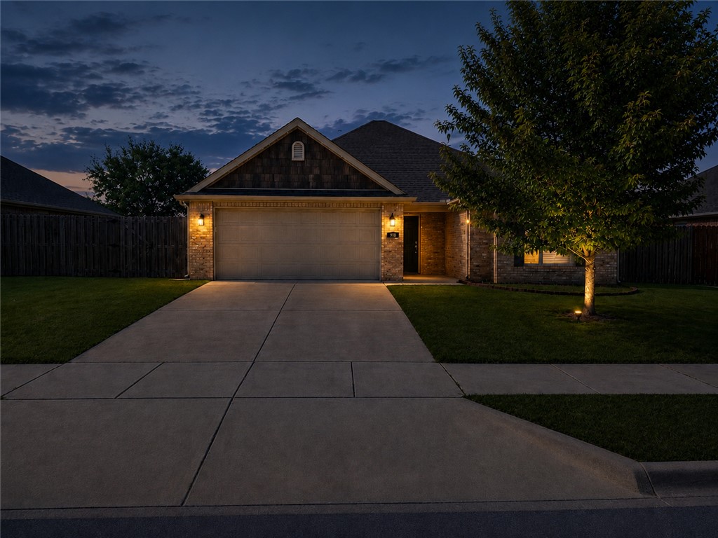 main property photo 14