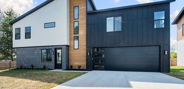 image of property with 4 Bed | 2 Bath | 2,069 Sqft