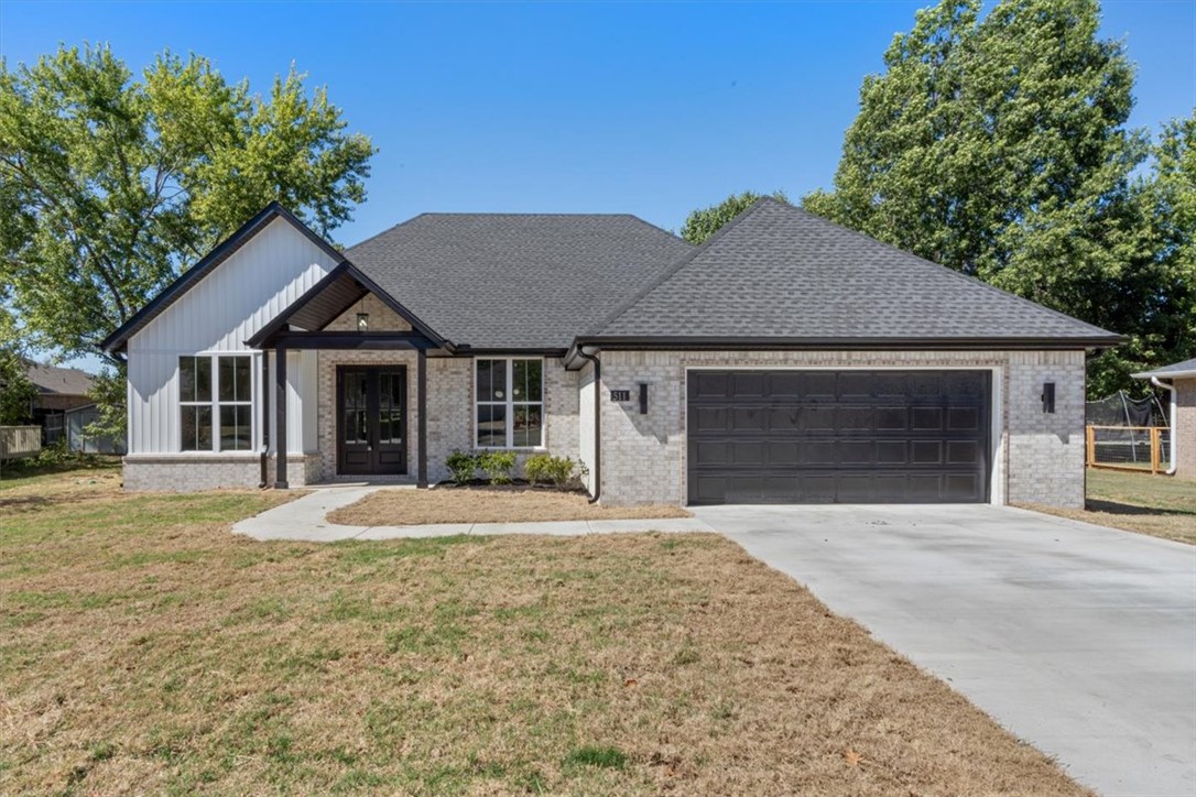 main property photo 0