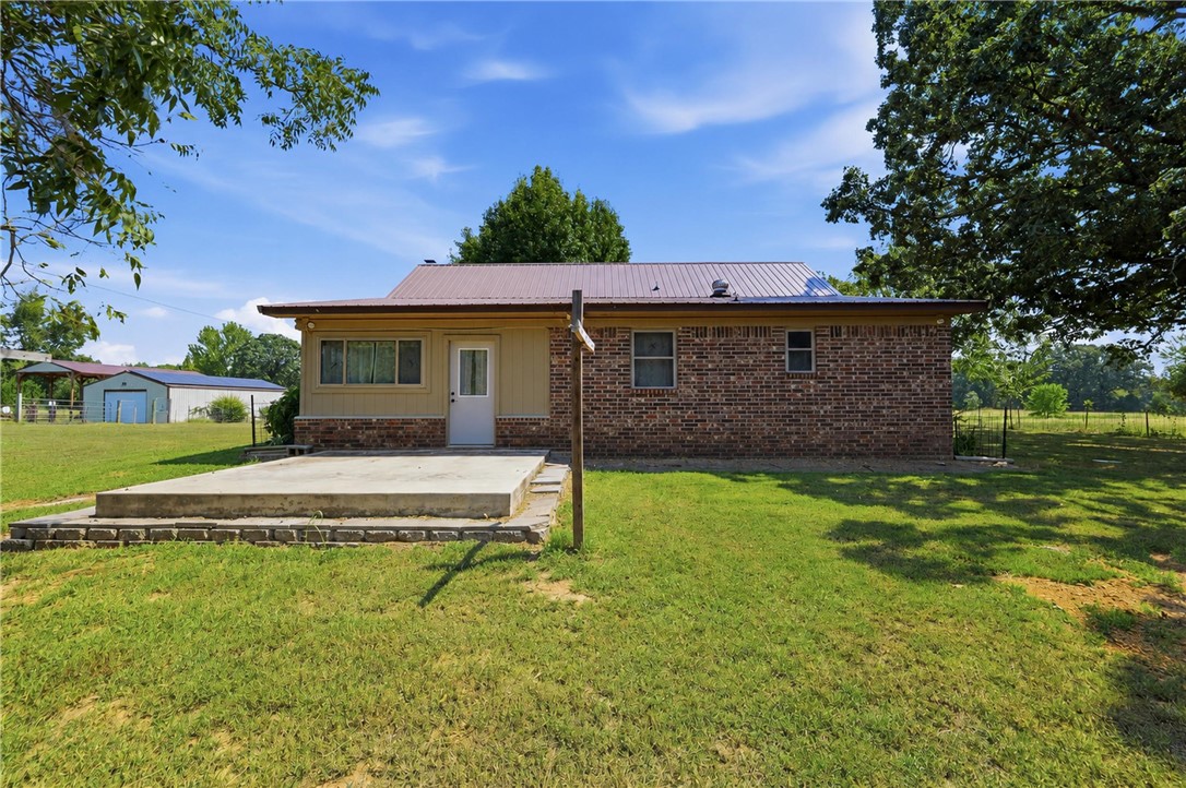 main property photo 11