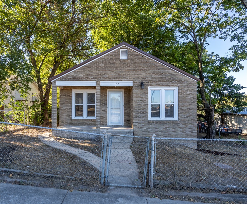 main property photo 0