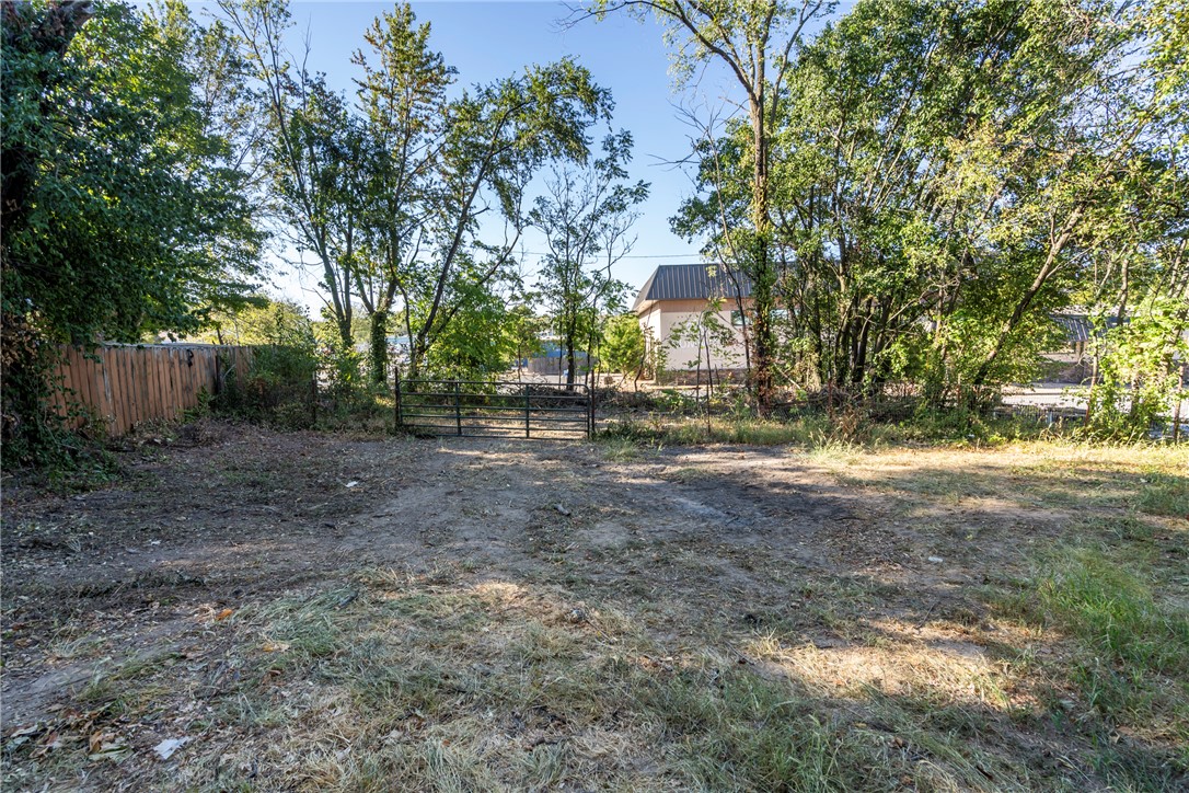 main property photo 26