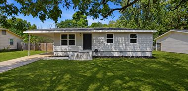 image of property with 3 Bed | 1 Bath | 1,250 Sqft