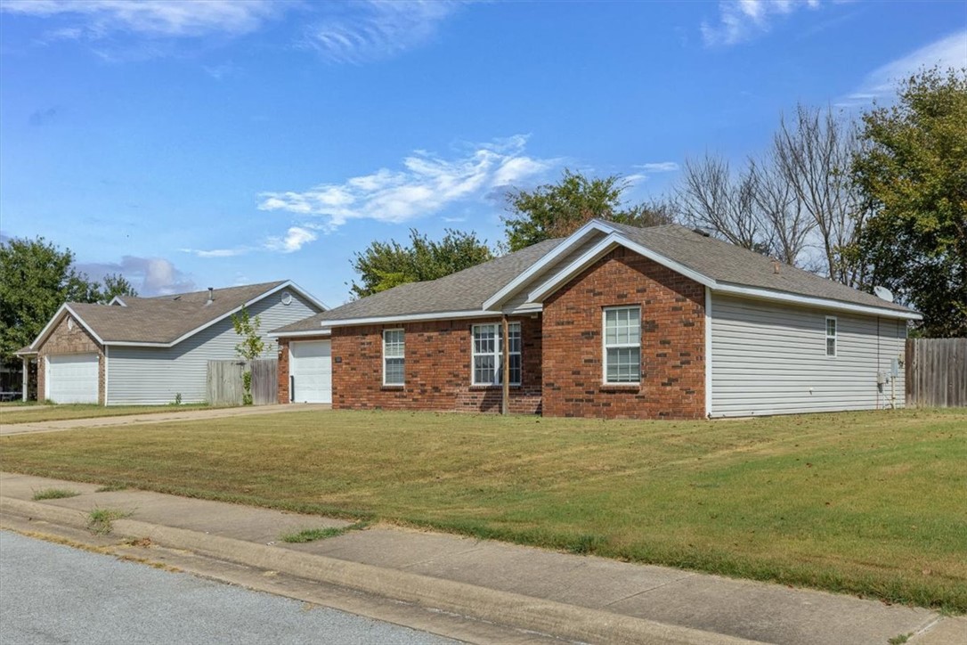 main property photo 29