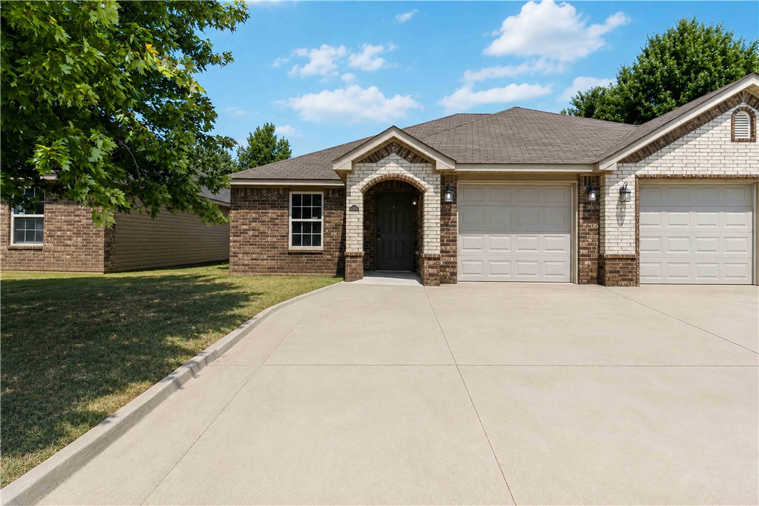 main property photo 0
