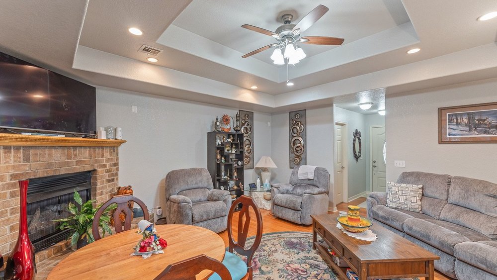 main property photo 23