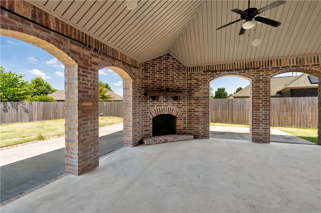 main property photo 25